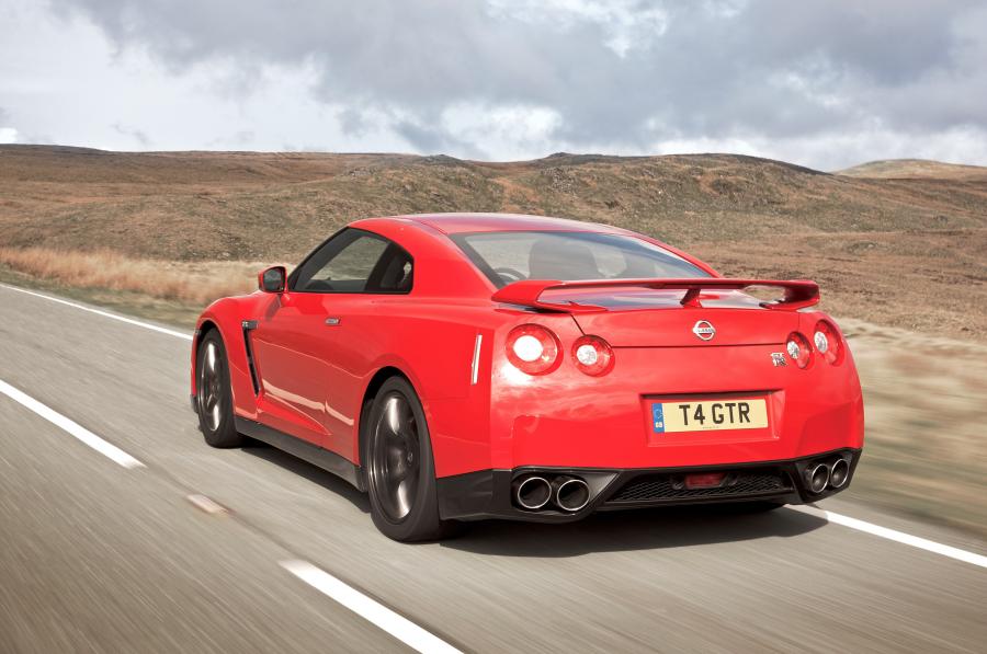  Nissan GT-R 2007 года  (фото 334 из 480)